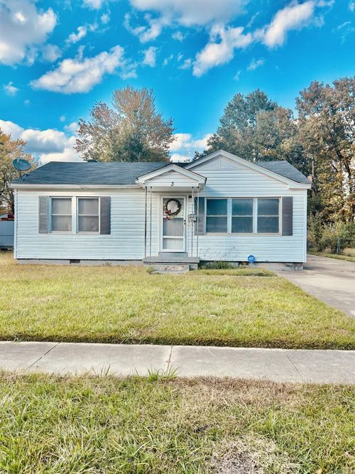 3 S Richard Dr, Pine Bluff, AR, 71602-4715 | Card Image