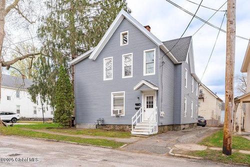 65 Temple St, Gloversville, NY, 12078-2142 | Card Image