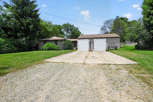 16658 Eunice St, East Lansing, MI, 48823-9451 | Card Image