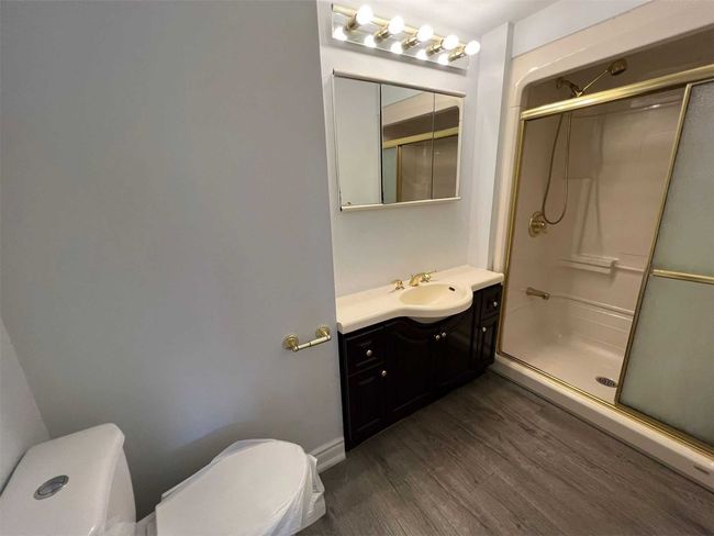 404 Hansen Rd N, House attached with 4 bedrooms, 4 bathrooms and 4 parking in Brampton ON | Image 35