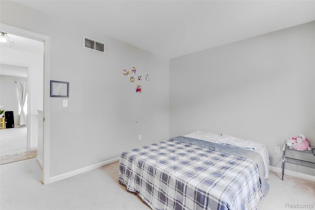 B-59625 Twin Pines dr, Lyon Twn-Inside-27.jpg | Image 28