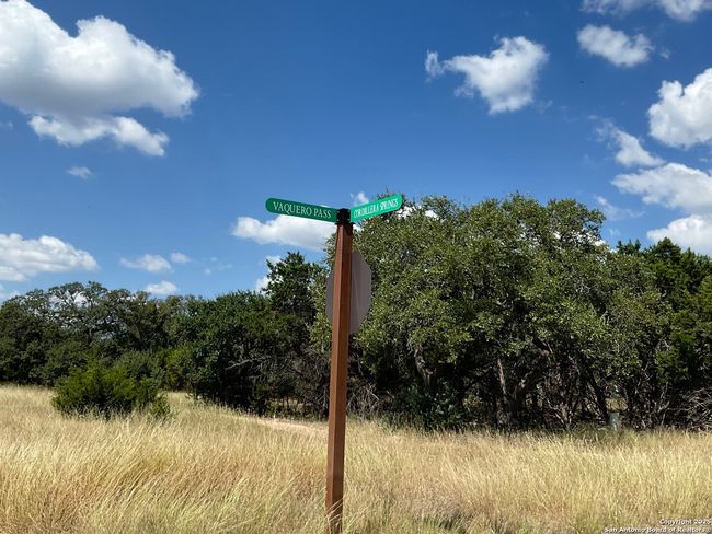 1 Vaquero Pass, House other with 4 bedrooms, 4 bathrooms and null parking in Boerne TX | Image 5