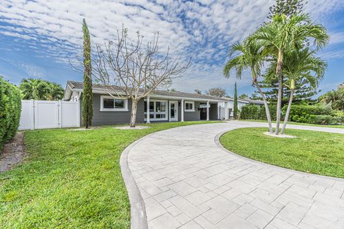 2770 Ne 53rd St, Lighthouse Point, FL, 33064-7848 | Card Image