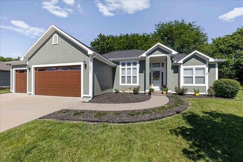21301 Noble St, Spring Hill, KS, 66083-9419 | Card Image