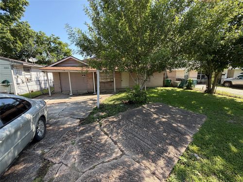 3827 Amos St, Houston, TX, 77021-4731 | Card Image