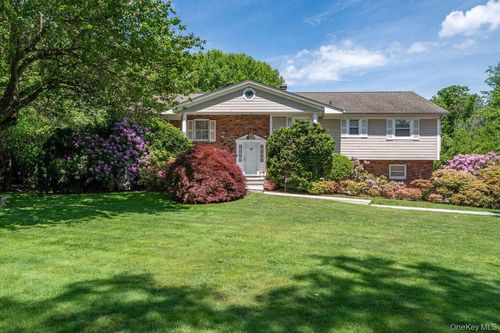 40 Hanson Lane, New Rochelle, NY, 10804 | Card Image