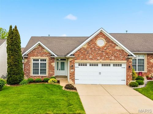 299 Glasgow Dr, Saint Charles, MO, 63301-4478 | Card Image