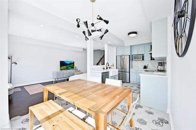 9 - 40 Dartmouth Gate, House attached with 3 bedrooms, 4 bathrooms and 2 parking in Hamilton ON | Image 10