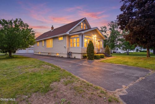 113 Mariaville Road, Rotterdam, NY, 12306 | Card Image