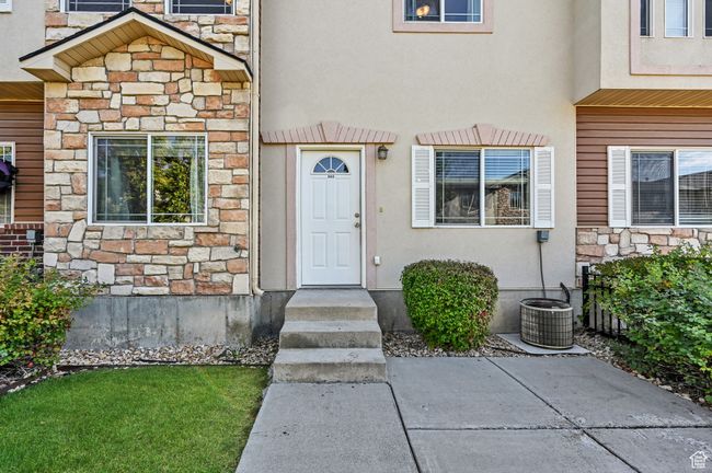 View of property entrance | Image 27