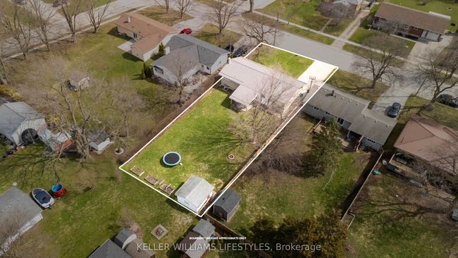 60 Main St S, House other with 3 bedrooms, 2 bathrooms and 4 parking in Forest ON | Image 37
