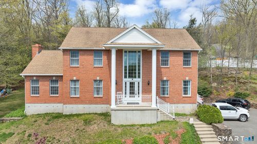 17 Carriage Ln, Woodbury, CT, 06798-3133 | Card Image