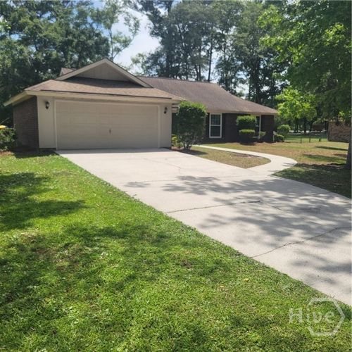 76 Mackay Dr, Richmond Hill, GA, 31324-4633 | Card Image