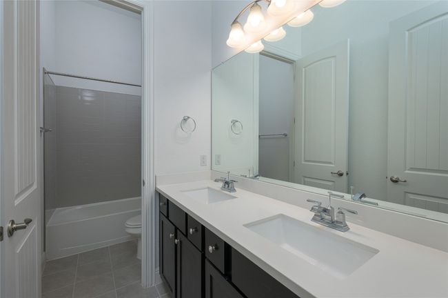 Bathroom for bedrooms 3&4 | Image 24