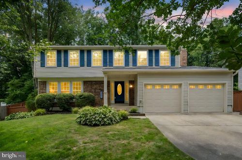 8695 Young Ct, SPRINGFIELD, VA, 22153-2253 | Card Image