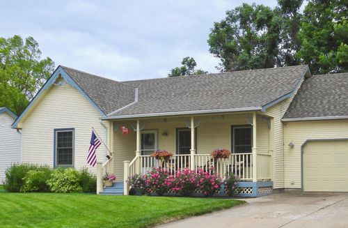 246 Peachwood Dr, Haysville, KS, 67060-1914 | Card Image
