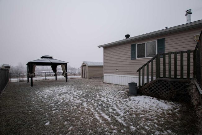 9611 109 Ave, House detached with 3 bedrooms, 2 bathrooms and 2 parking in Clairmont AB | Image 14