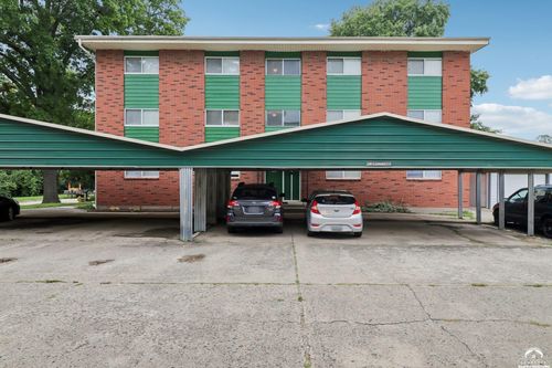 1102 W 24th St, Lawrence, KS, 66046-4427 | Card Image