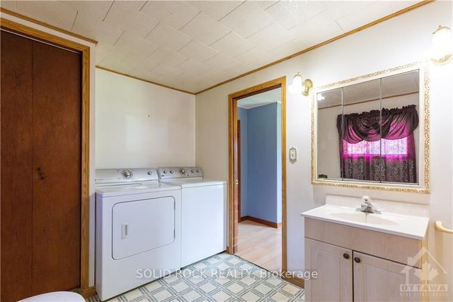66 Augusta St, House other with 3 bedrooms, 2 bathrooms and 2 parking in South Dundas ON | Image 9