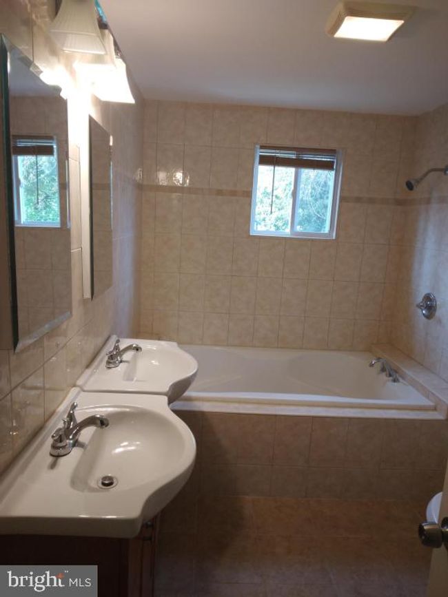 307 Westview Ave, House other with 3 bedrooms, 1 bathrooms and null parking in BRISTOL PA | Image 20