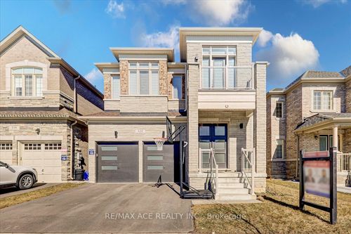 122 Steam Whistle Dr, Stouffville, ON, L4A4X5 | Card Image