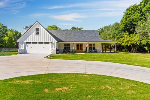 428 12th St, Valley Mills, TX, 76689-4498 | Card Image