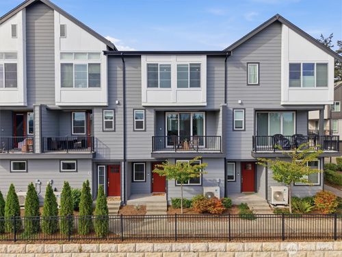 2-18834 67th Dr Ne, Kenmore, WA, 98028 | Card Image