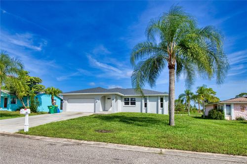 66 Oakland Hills Ct, ROTONDA WEST, FL, 33947 | Card Image