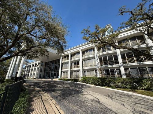 apt-111-5050 Ambassador Way, Houston, TX, 77056-4423 | Card Image