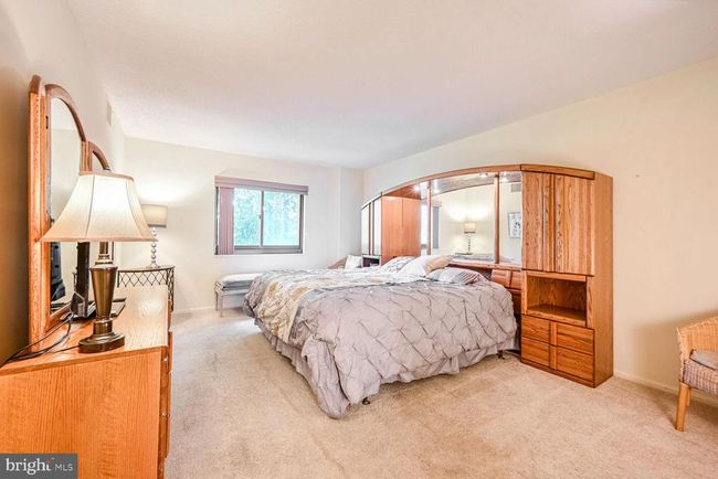 4-112 - 15100 Interlachen Dr, Condo with 2 bedrooms, 2 bathrooms and null parking in SILVER SPRING MD | Image 12
