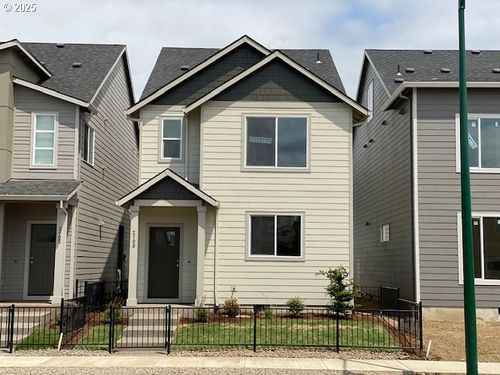 2109 36th Ave, Forest Grove, OR, 97116 | Card Image