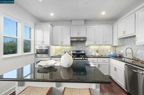 3827 3827 Branding Iron Place, Dublin, CA, 94568 | Card Image