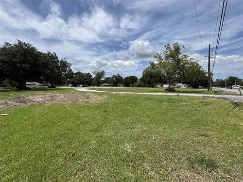 4834 Ihles Rd Road, Lake Charles, LA, 70605 | Card Image