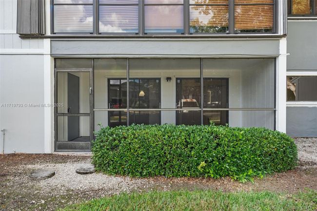 APT-106E - 9729 Hammocks Blvd, Condo with 2 bedrooms, 1 bathrooms and null parking in Miami FL | Image 24