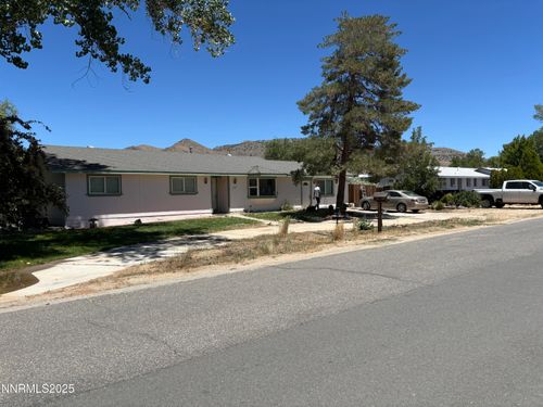 1312 Saratoga St, Minden, NV, 89423-9013 | Card Image