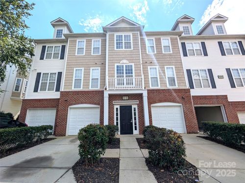6856 Park Place Dr, Charlotte, NC, 28262-4261 | Card Image