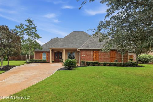 9308 Alcove Ln, Ocean Springs, MS, 39564-7036 | Card Image