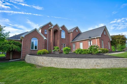 9450 Creek Bend Trl, Davison, MI, 48423-8626 | Card Image