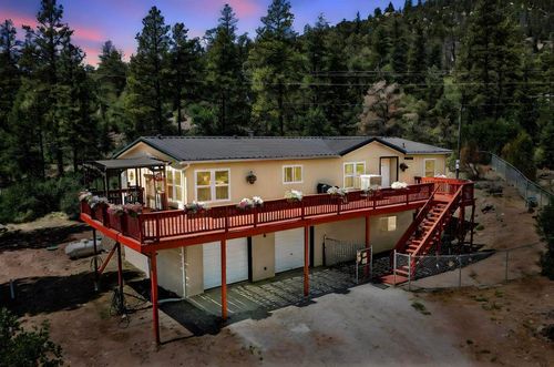 4 Milagro Ln, Jemez Springs, NM, 87025-8028 | Card Image