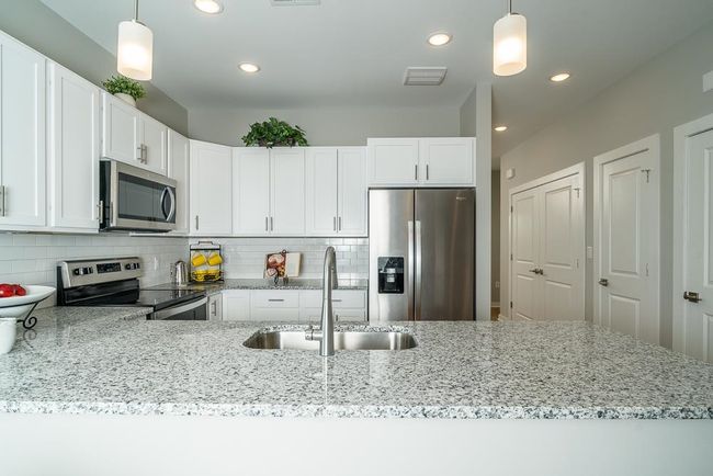 1524 Crownpoint Dr, Townhouse with 3 bedrooms, 2 bathrooms and null parking in Rockingham VA | Image 6