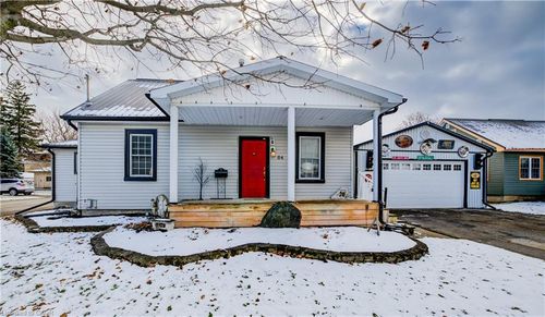 {{alt}} | Card Image