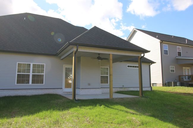 EXAMPLE>>>Covered Patio with Ceiling Fan! Perfect for Entertaining! | Image 19