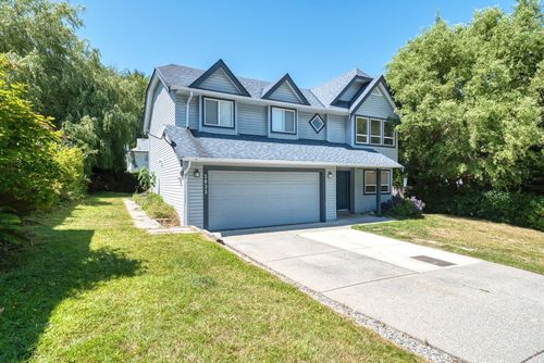 5833 Heron Pl, Sechelt, BC, V7Z0R3 | Card Image