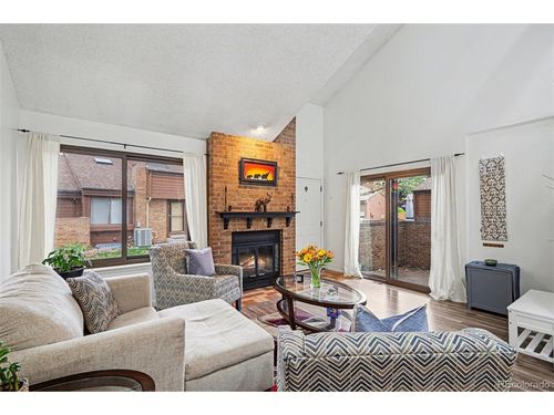 46-2685 S Dayton Way, Denver, CO, 80231-3971 | Card Image