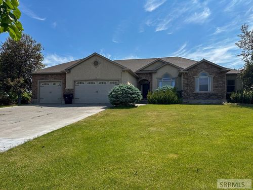 6192 Pheasant Dr, Ammon, ID, 83401-6060 | Card Image
