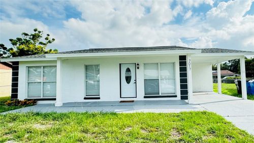 7017 Sandhurst Dr, TAMPA, FL, 33619-5946 | Card Image