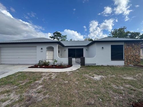 8208 Wooden Dr, SPRING HILL, FL, 34606-6809 | Card Image