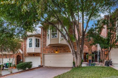 147 Elizabeth Rd, Townhouse with 4 bedrooms, 3 bathrooms and null parking in Alamo Heights TX | Image 2