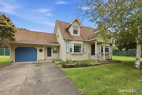 55 Edwards St, Manchester, CT, 06042-2001 | Card Image