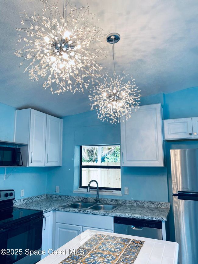 B - 725 S Orlando Ave, Home with 2 bedrooms, 1 bathrooms and null parking in Cocoa Beach FL | Image 24